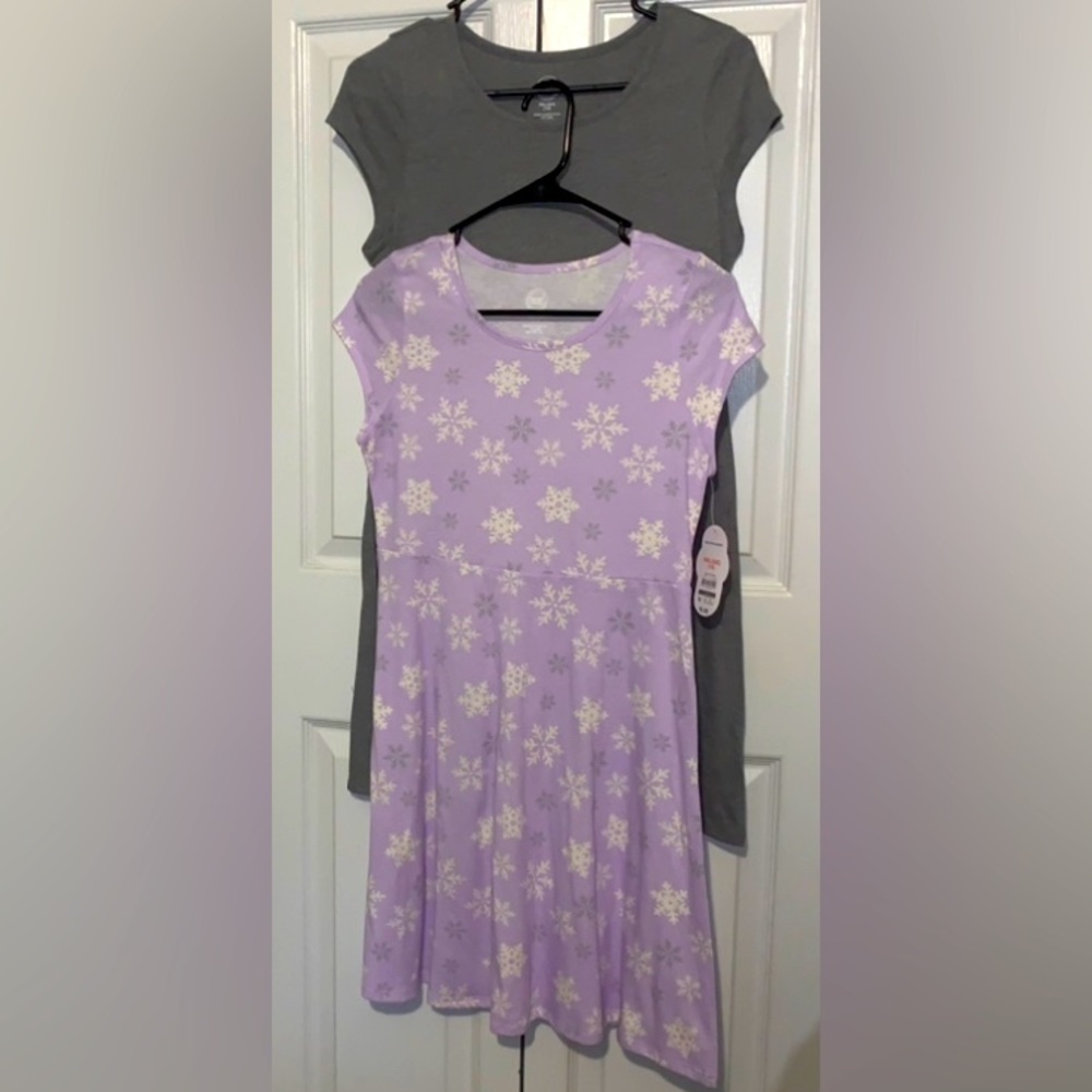 2 Casual dress size 18 in young ladies